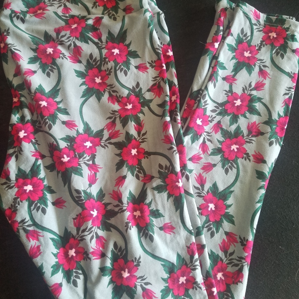 Lularoe leggings tc